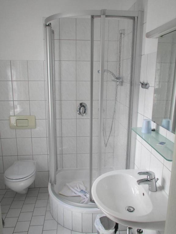 Hotel Pension Am Kurzentrum Bad Suderode Ruang foto