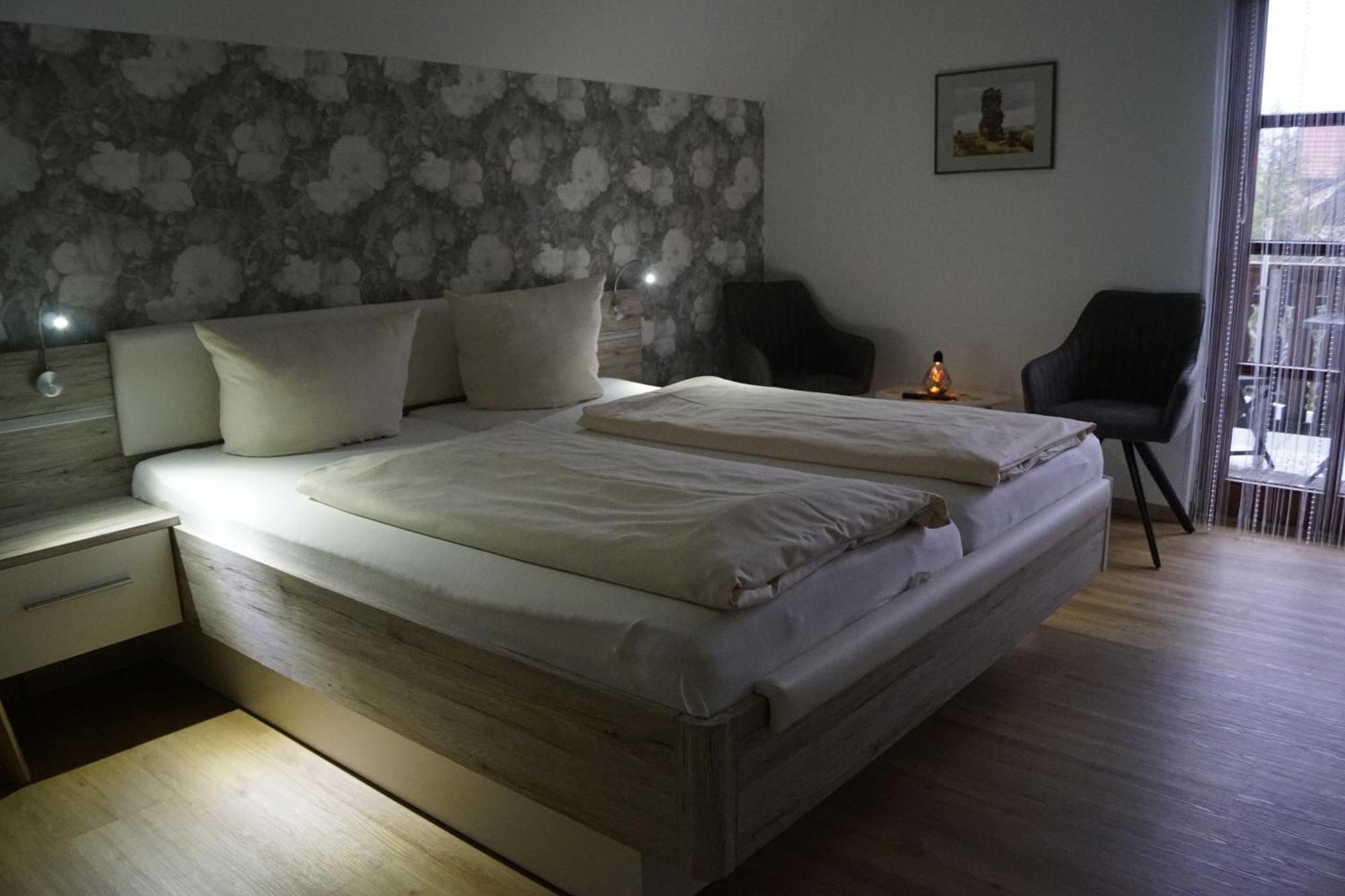 Hotel Pension Am Kurzentrum Bad Suderode Bagian luar foto